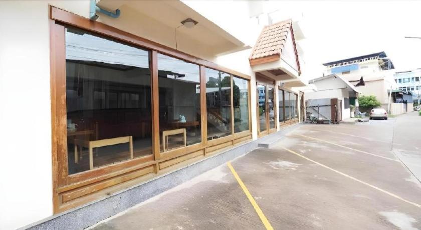 Fah Place Hotel Nan Zewnętrze zdjęcie