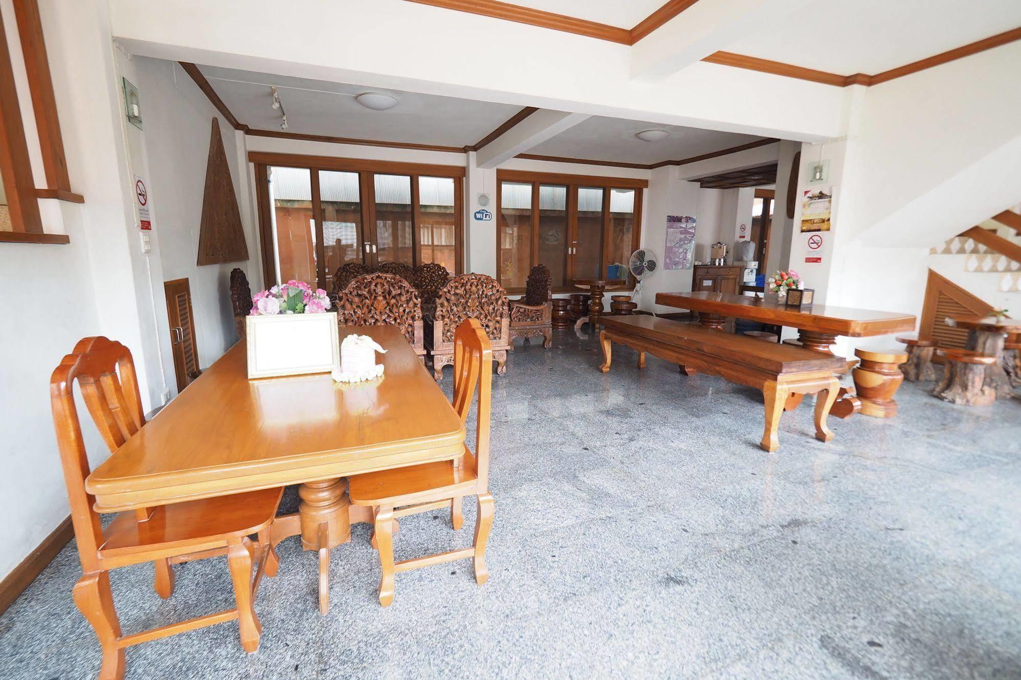 Fah Place Hotel Nan Zewnętrze zdjęcie